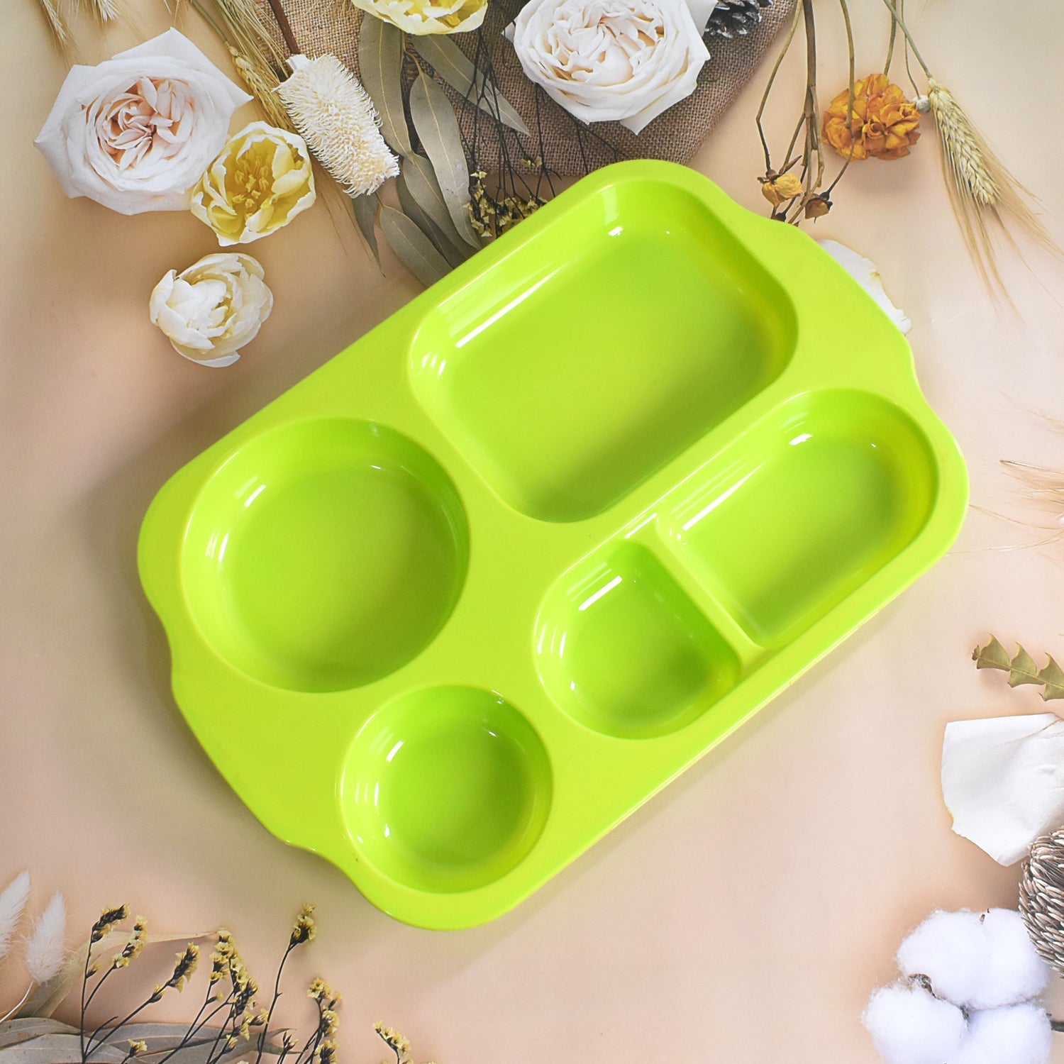 Unbreakable Plastic Food Plates / Biodegradable 5 Compartment Square Plate for Food Unbreakable Plastic Food Plates / Biodegradable 5 Compartment Square Plate for Food